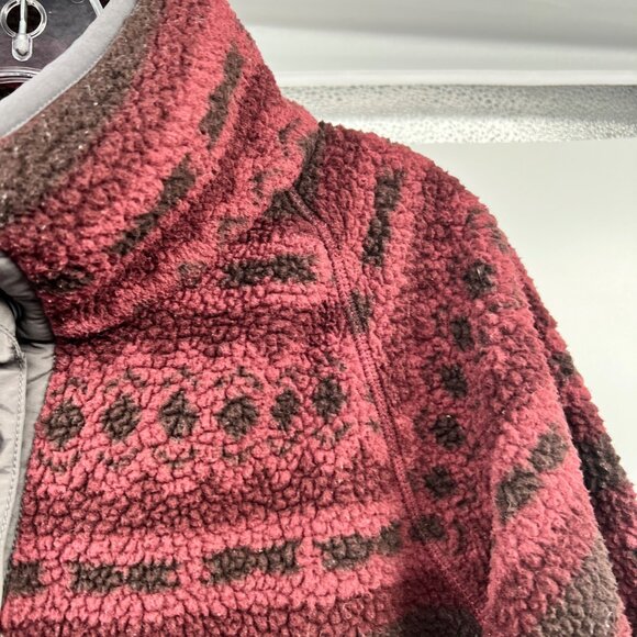 Carhartt Womens Sherpa Pullover Relaxed Fit Maroon/Multi Snaps Size Small Pocket - Picture 4 of 9